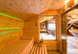 gemeinsame Sauna unter dem Dach